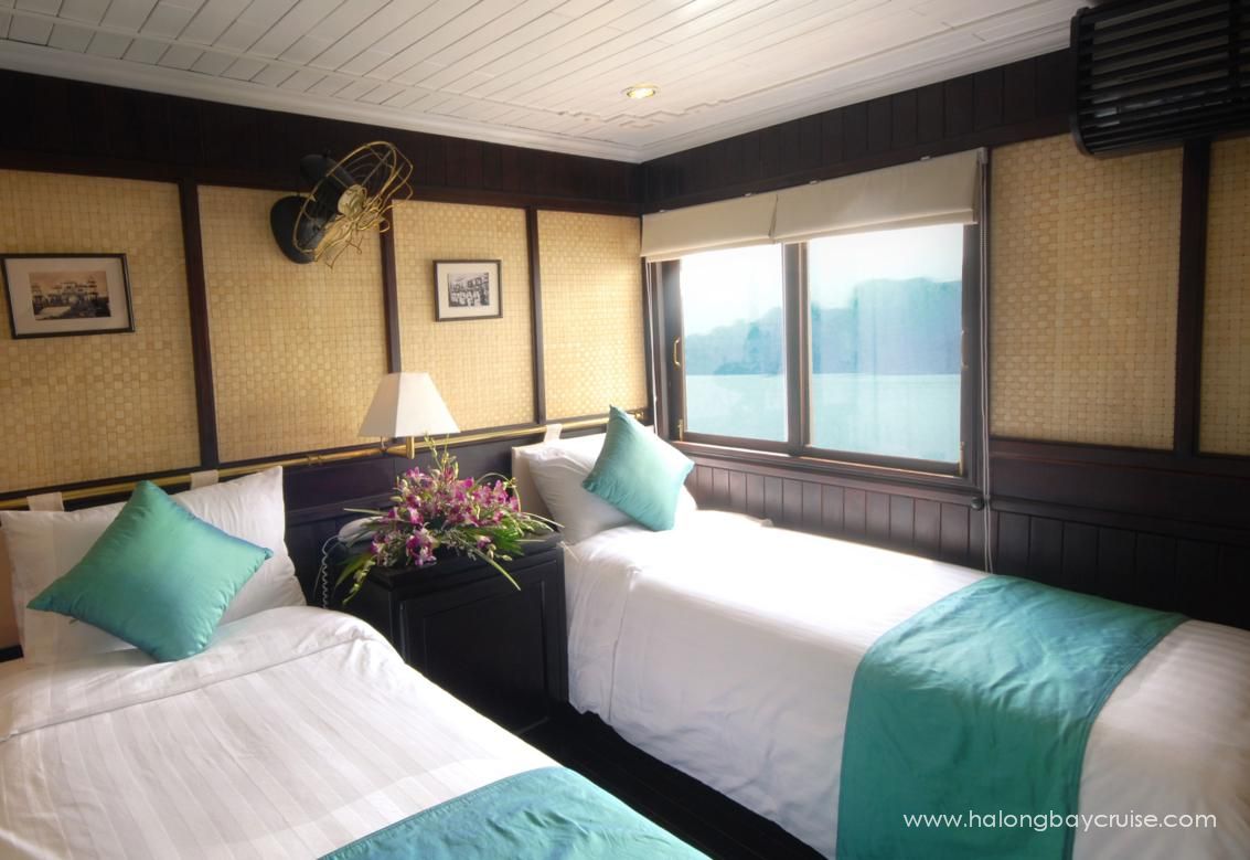 Halong-Bay-Deluxe-Twin-Cabin
